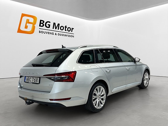 Skoda Superb 4 of 21