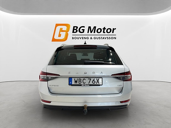 Skoda Superb 5 of 21