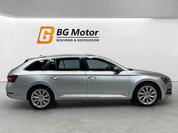 Skoda Superb 3 of 21