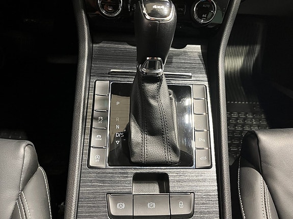 Skoda Superb 17 of 21