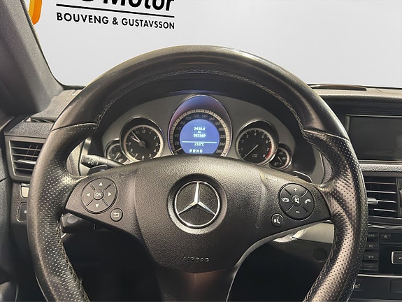Mercedes-Benz E200 14 of 20