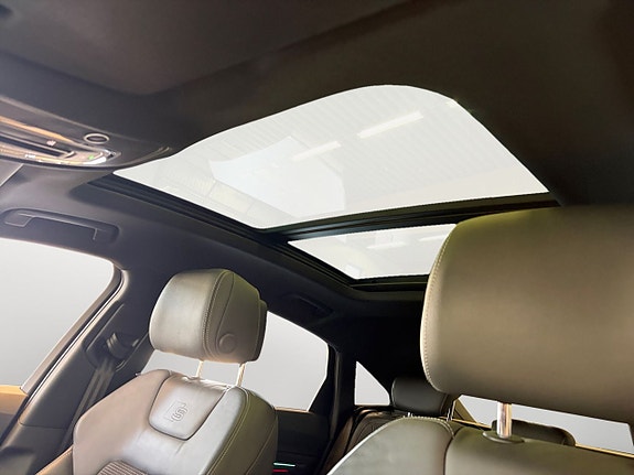 Audi e-tron Sportback 19 of 23