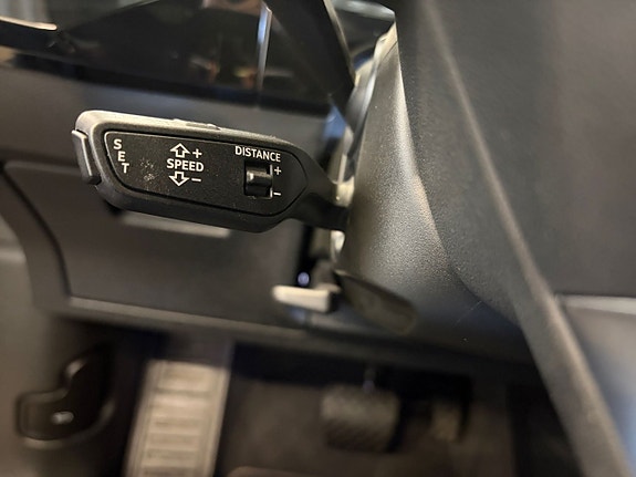 Audi e-tron Sportback 23 of 23