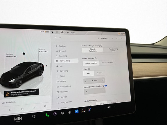 Tesla Model 3 20 of 30