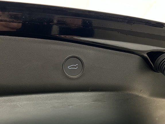 Tesla Model 3 25 of 30