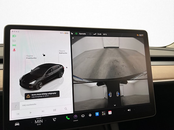 Tesla Model 3 14 of 30