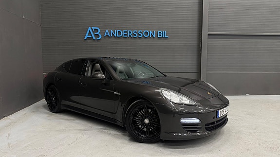Porsche Panamera 2 of 30