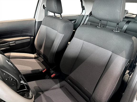 Citroen C4 Cactus 5 of 15