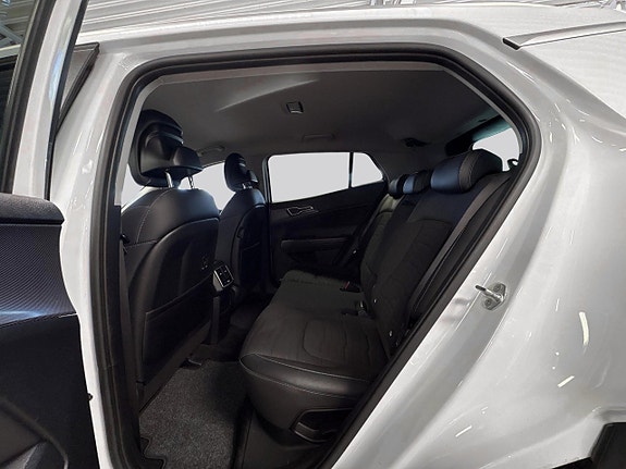 Kia Sportage 10 of 21