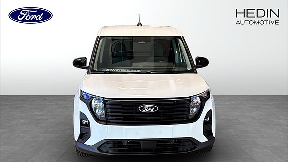 Ford Courier 8 of 9