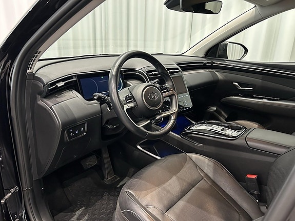 Hyundai Tucson 9 of 16