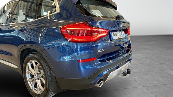 BMW X3 13 of 15
