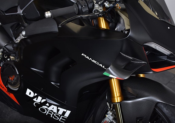 Ducati PANIGALE V4 SP2 /AKRAPOVIC HELS /RIZOMA! 13 of 19