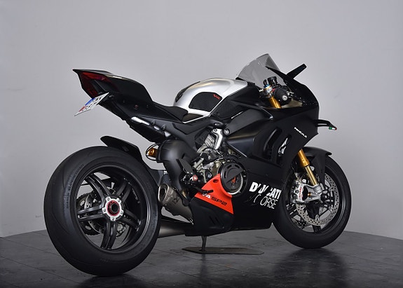 Ducati PANIGALE V4 SP2 /AKRAPOVIC HELS /RIZOMA! 7 of 19