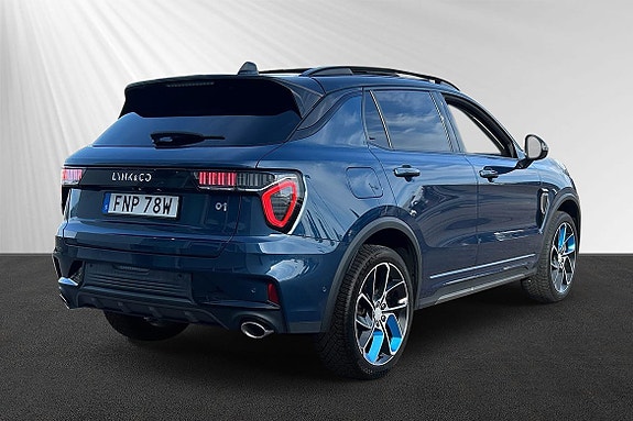 Lynk & Co 01 3 of 10