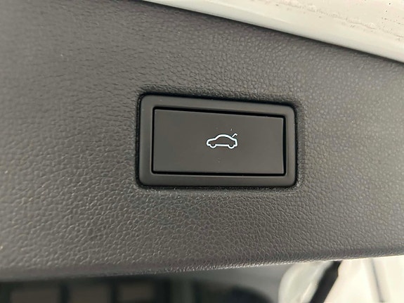 Volkswagen Tiguan 13 of 18