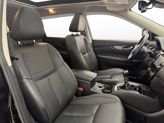 Nissan X-Trail 25 of 30