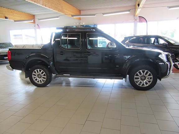 Nissan Navara 2 of 6