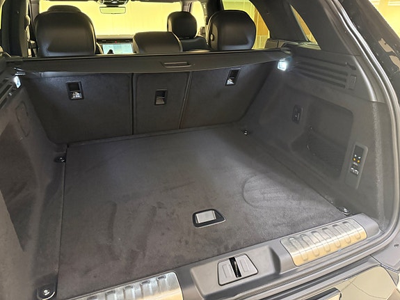 Land Rover Range Rover Sport 22 of 24
