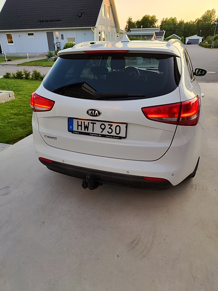 Kia Ceed 3 of 7