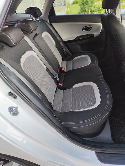 Kia Ceed 4 of 7