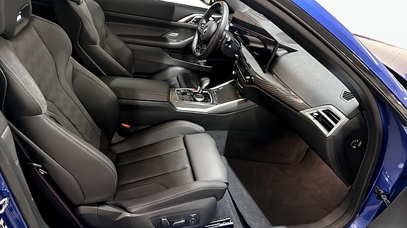 BMW M4 3 of 12