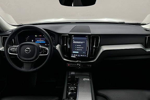 Volvo XC60 3 of 3