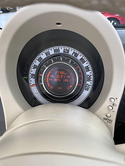 Fiat 500C 7 of 11