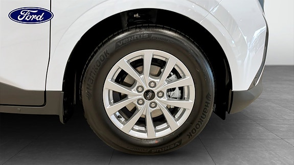 Ford Courier 9 of 12
