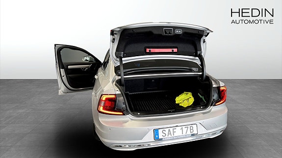 Volvo S90 9 of 11