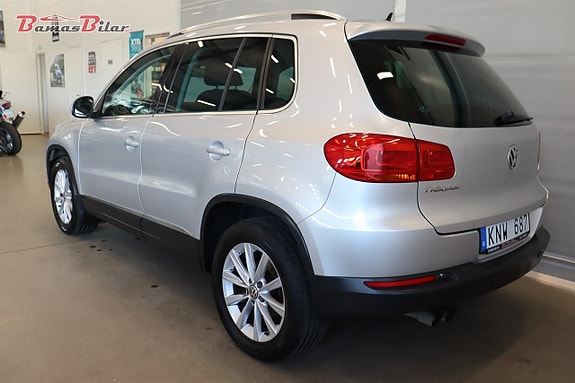 Volkswagen Tiguan 3 of 18