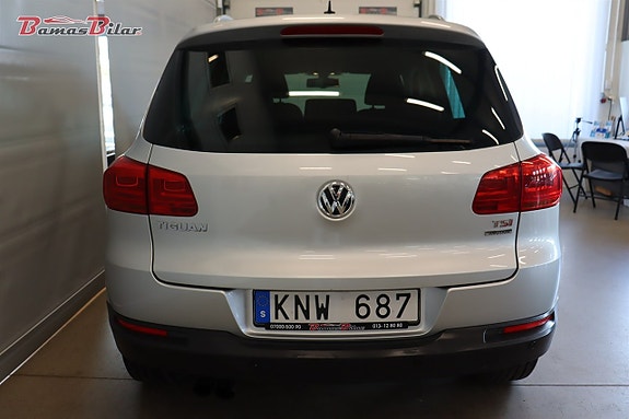 Volkswagen Tiguan 4 of 18