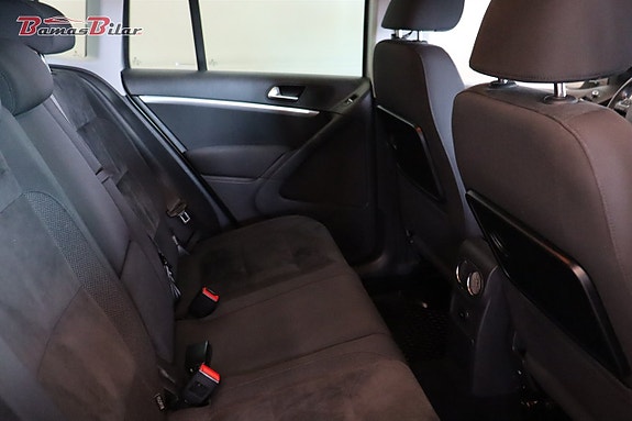 Volkswagen Tiguan 16 of 18