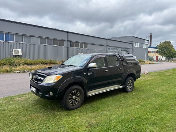 Toyota HiLux 5 of 11