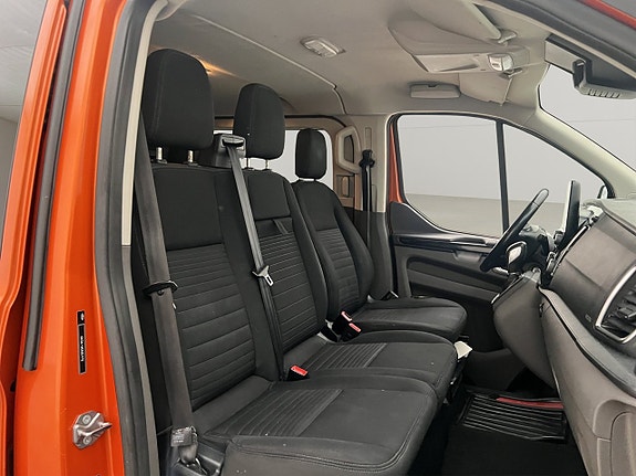 Ford Transit Custom 28 of 30