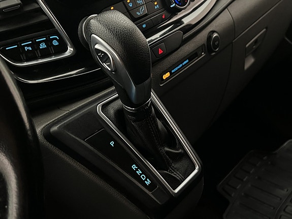 Ford Transit Custom 26 of 30