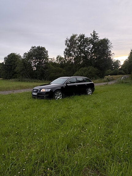 Audi A6 4 of 15
