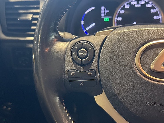 Lexus CT200h 13 of 20