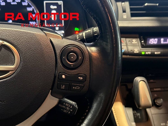 Lexus CT200h 14 of 20