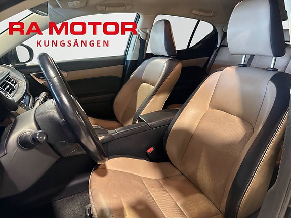 Lexus CT200h 10 of 20
