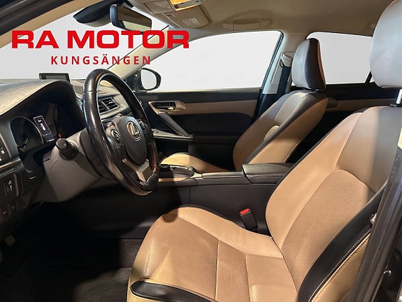 Lexus CT200h 8 of 20
