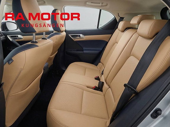 Lexus CT200h 11 of 20