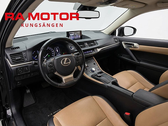 Lexus CT200h 9 of 20