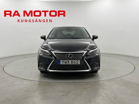 Lexus CT200h 6 of 20