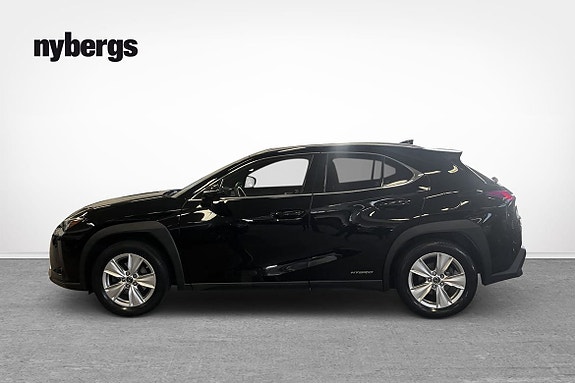 Lexus UX250h 2 of 11