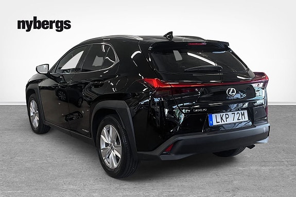Lexus UX250h 3 of 11