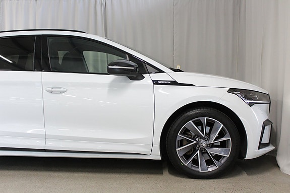 Skoda Enyaq 3 of 30