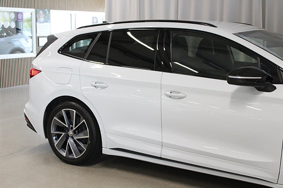 Skoda Enyaq 12 of 30