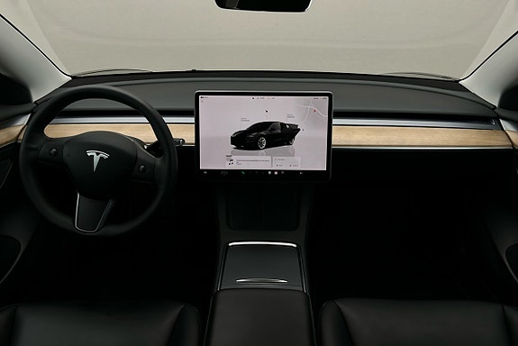 Tesla Model 3 3 of 3