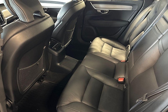 Volvo V90 21 of 24